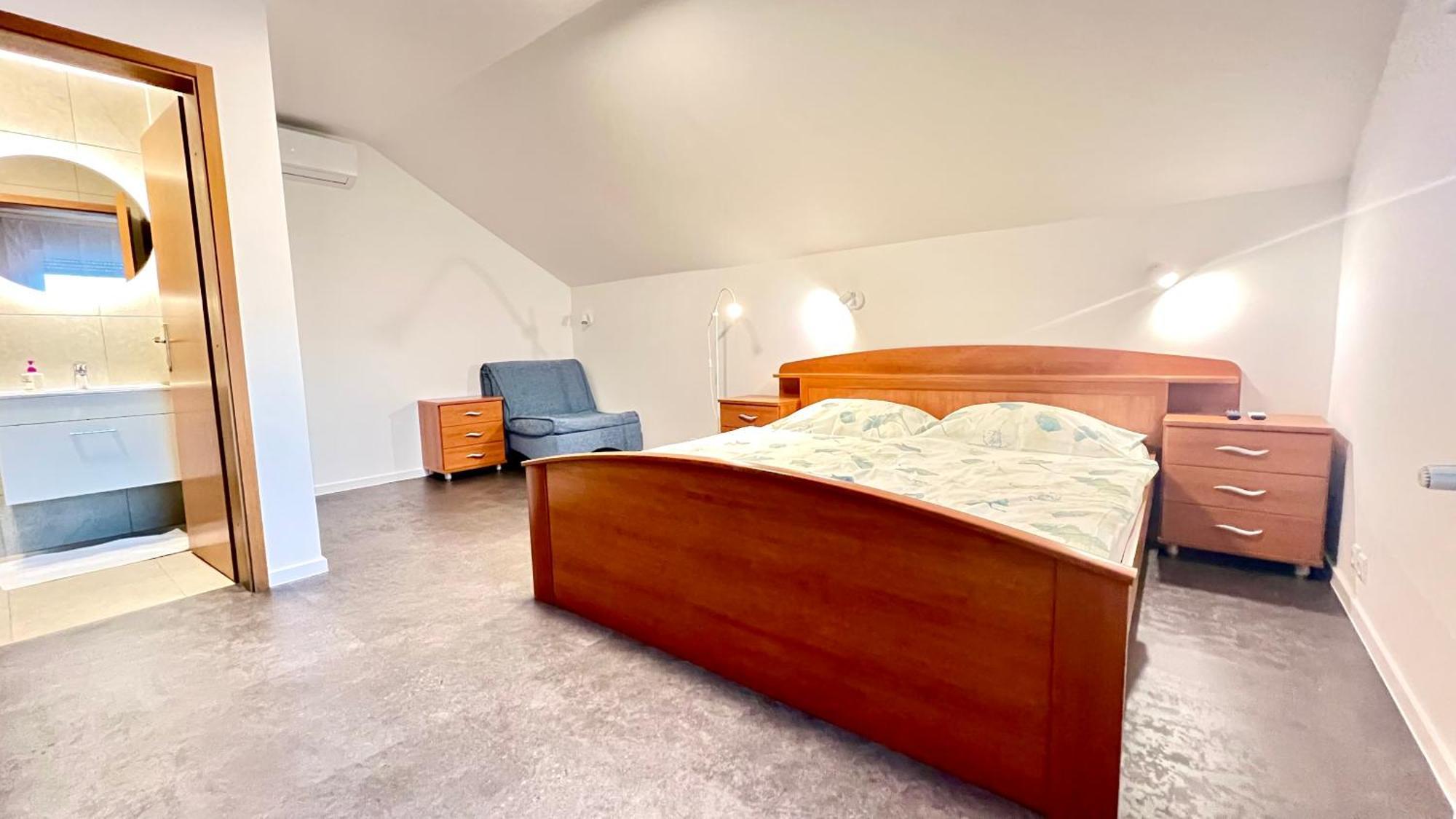 Отель Stara Lipa Tasner Free Kitchen&Garage&Parking-Self Check In Марибор Номер фото