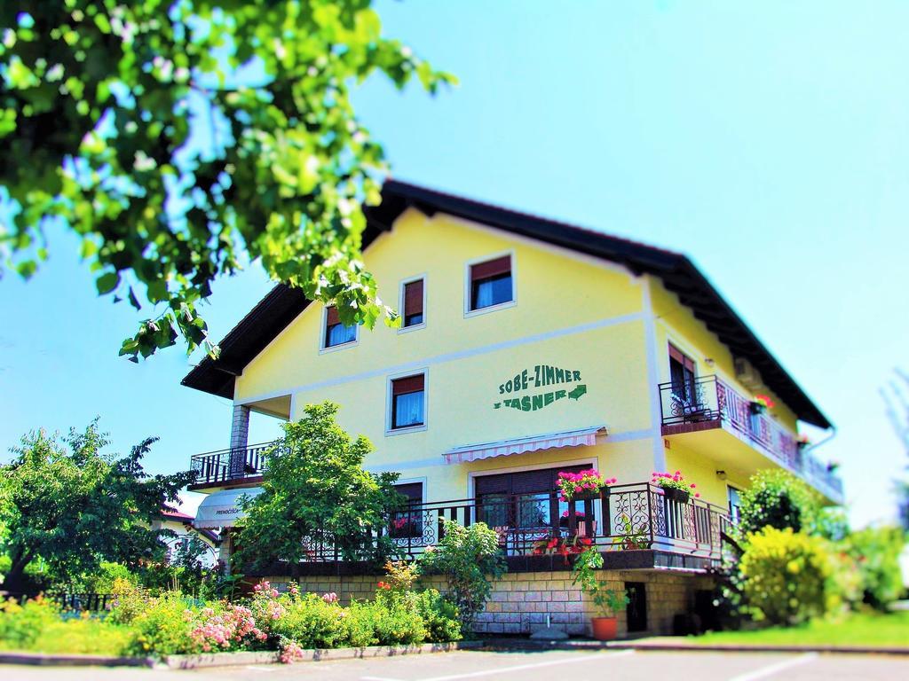 Отель Stara Lipa Tasner Free Kitchen&Garage&Parking-Self Check In Марибор Экстерьер фото